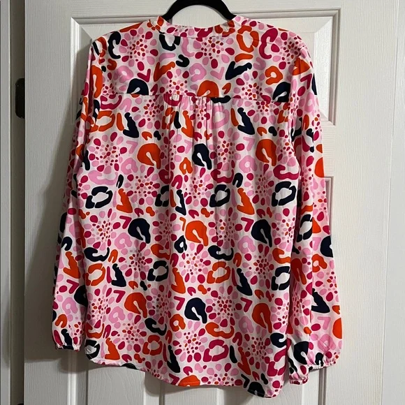 Buckhead Betties Pink and Orange Colorful Leopard Print V Neck Blouse Size Large - Picture 5 of 6
